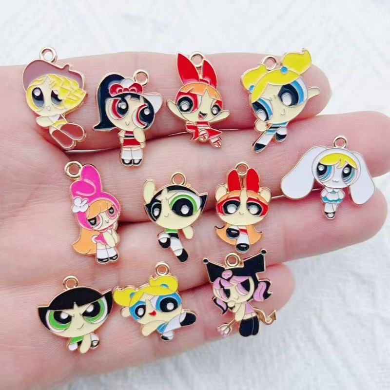 Earrings - 10 Stück Legierung Öl-Tropfen-Cartoon-Mädchen-Anhänger, DIY Schmuckherstellung