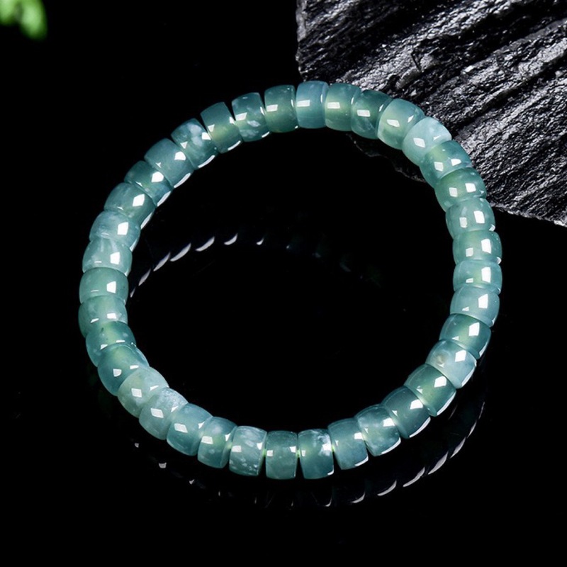 Natürlicher Jadeit der Klasse  – Bracelets Bewertung und Preis