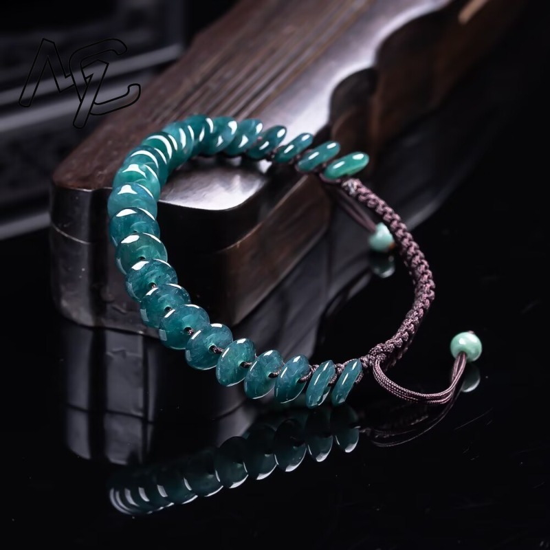 Natürliches Echtes Smaragd-Bla – Necklaces Bewertung und Preis