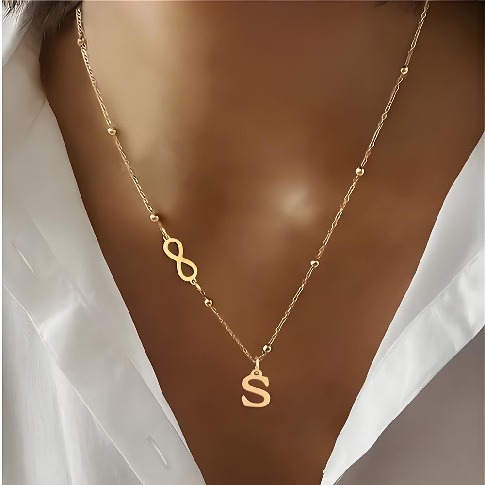 Personalisierte Unendlichkeits – Initial Letter Necklace 18K Gold Bewertung und Preis