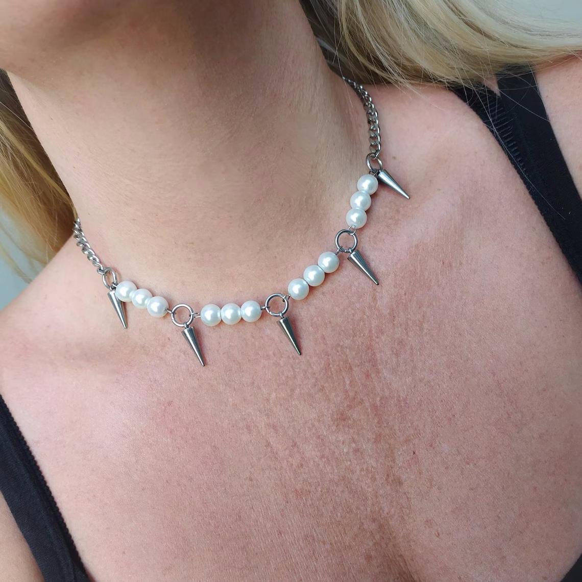 Egirl Perle Spike Halskette DI – Goth Punk Spike Choker Bewertung und Preis