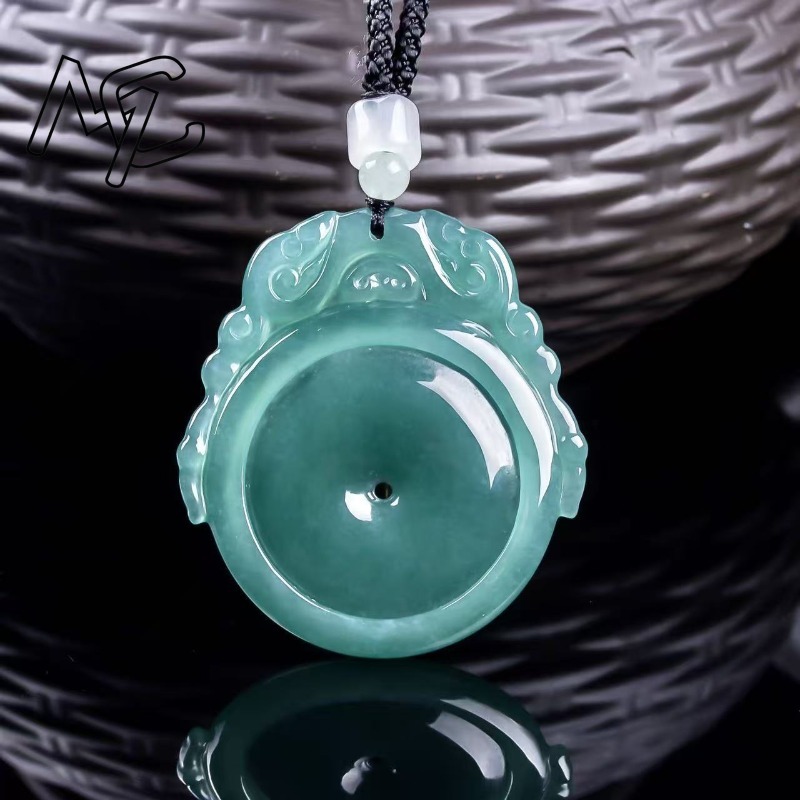Natürlicher Echter Smaragd Bla – Necklaces Bewertung und Preis