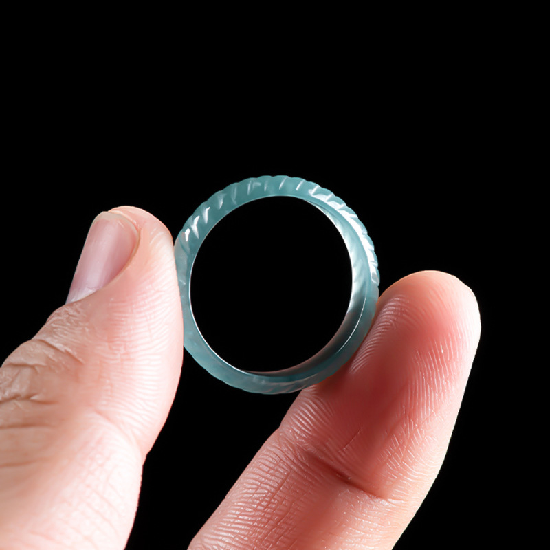 Blaue Echte Burmesische Jade-R – Rings Bewertung und Preis