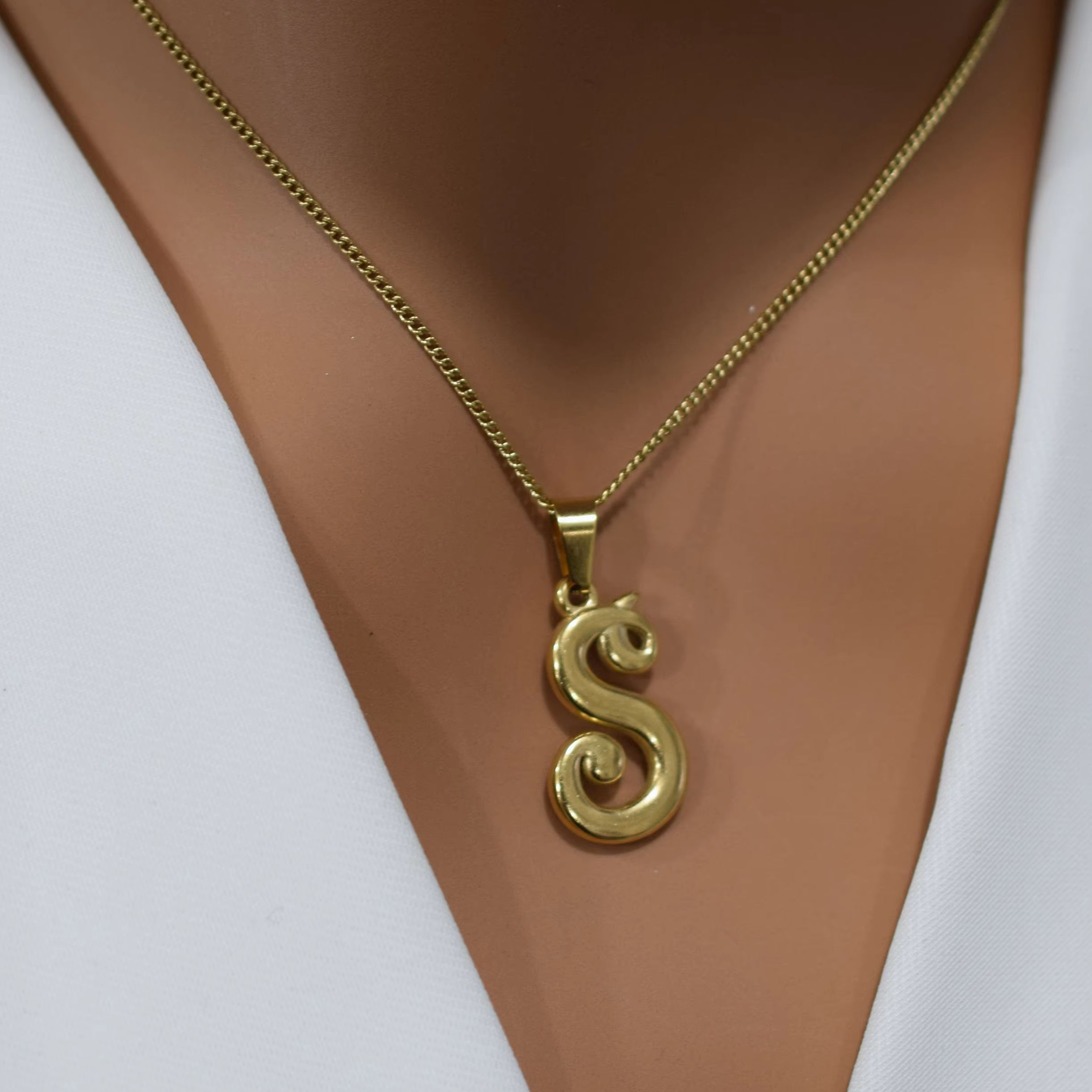 18 Karat Gold Edelstahl Vintag – Initial Letter Necklace 18K Gold Bewertung und Preis